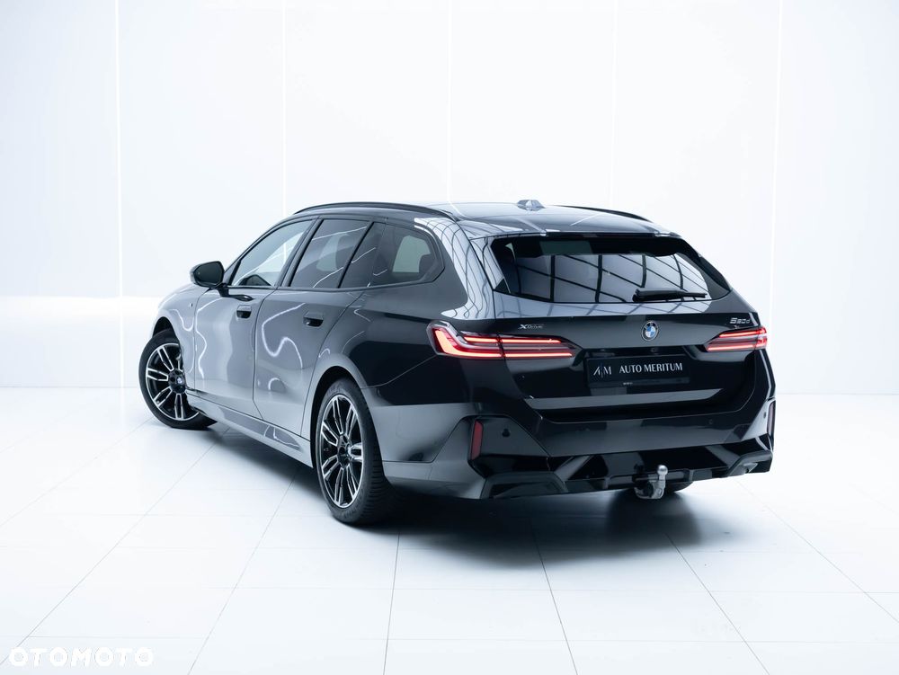 BMW Seria 5 520d xDrive - 10
