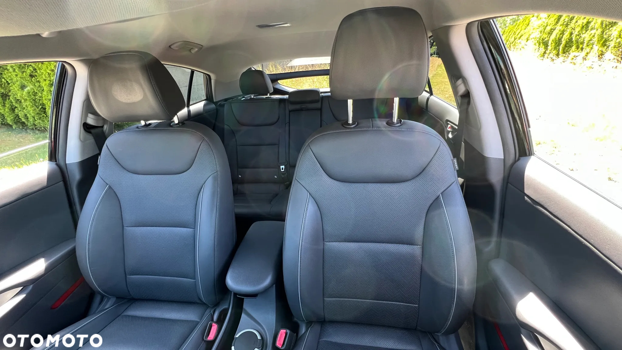 Hyundai IONIQ Plug-in-Hybrid 1.6 GDI Premium - 10