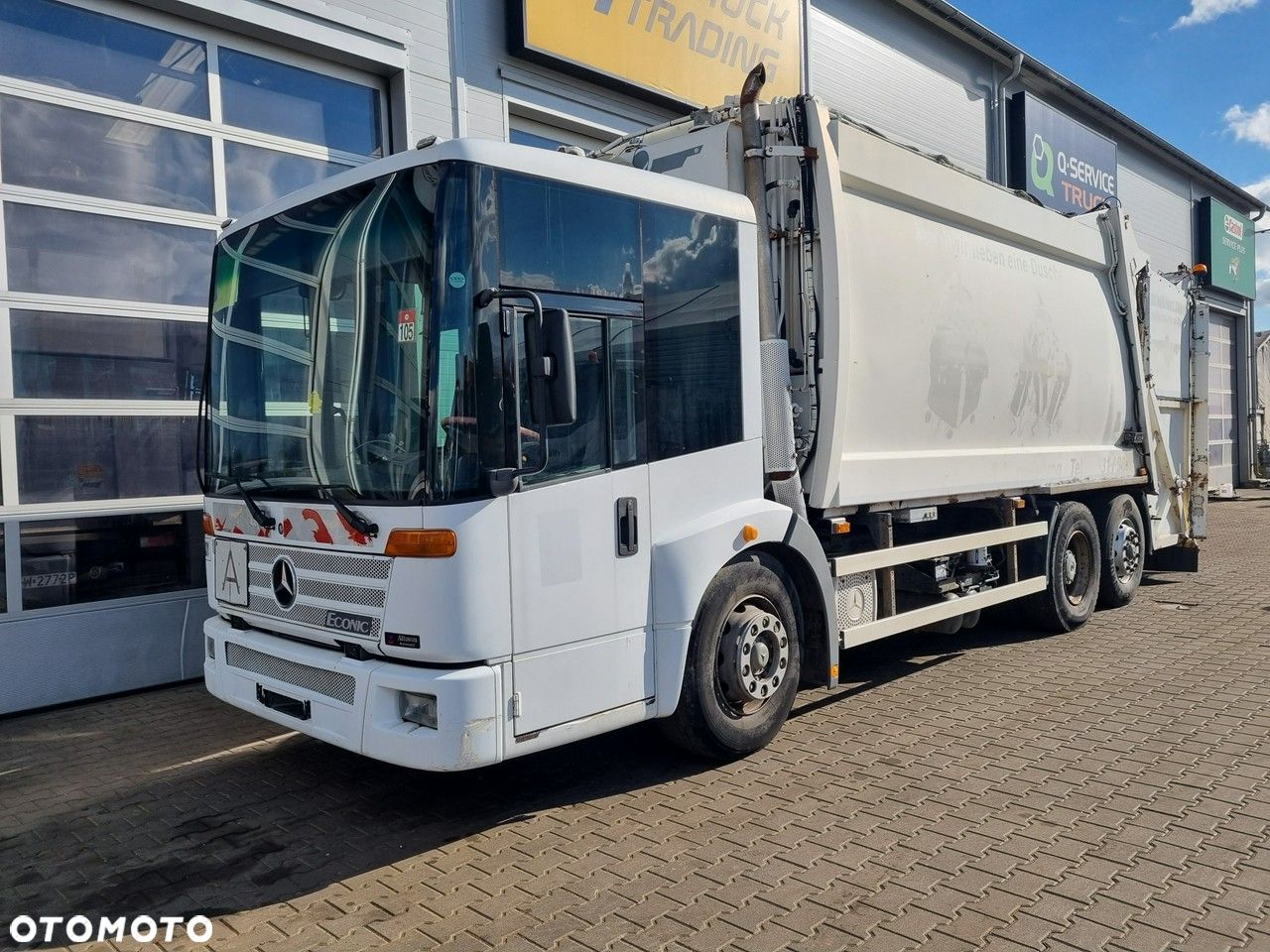 Mercedes-Benz Econic, zabudowa śmieciarki Schörling - 1