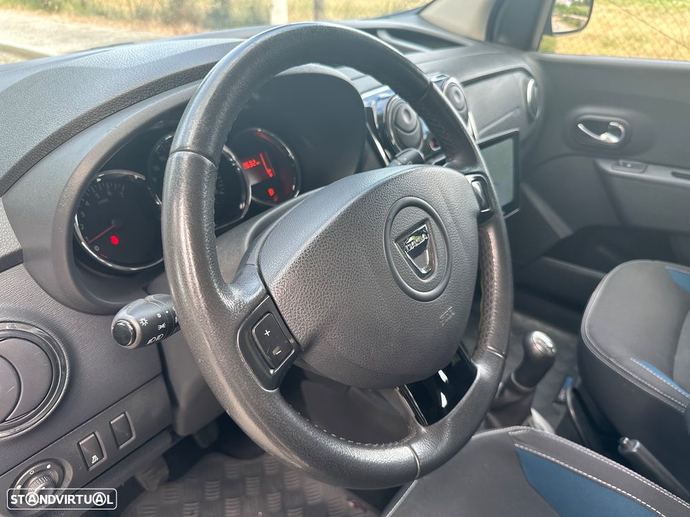 Dacia Dokker dCi 90 Stepway Celebration - 11
