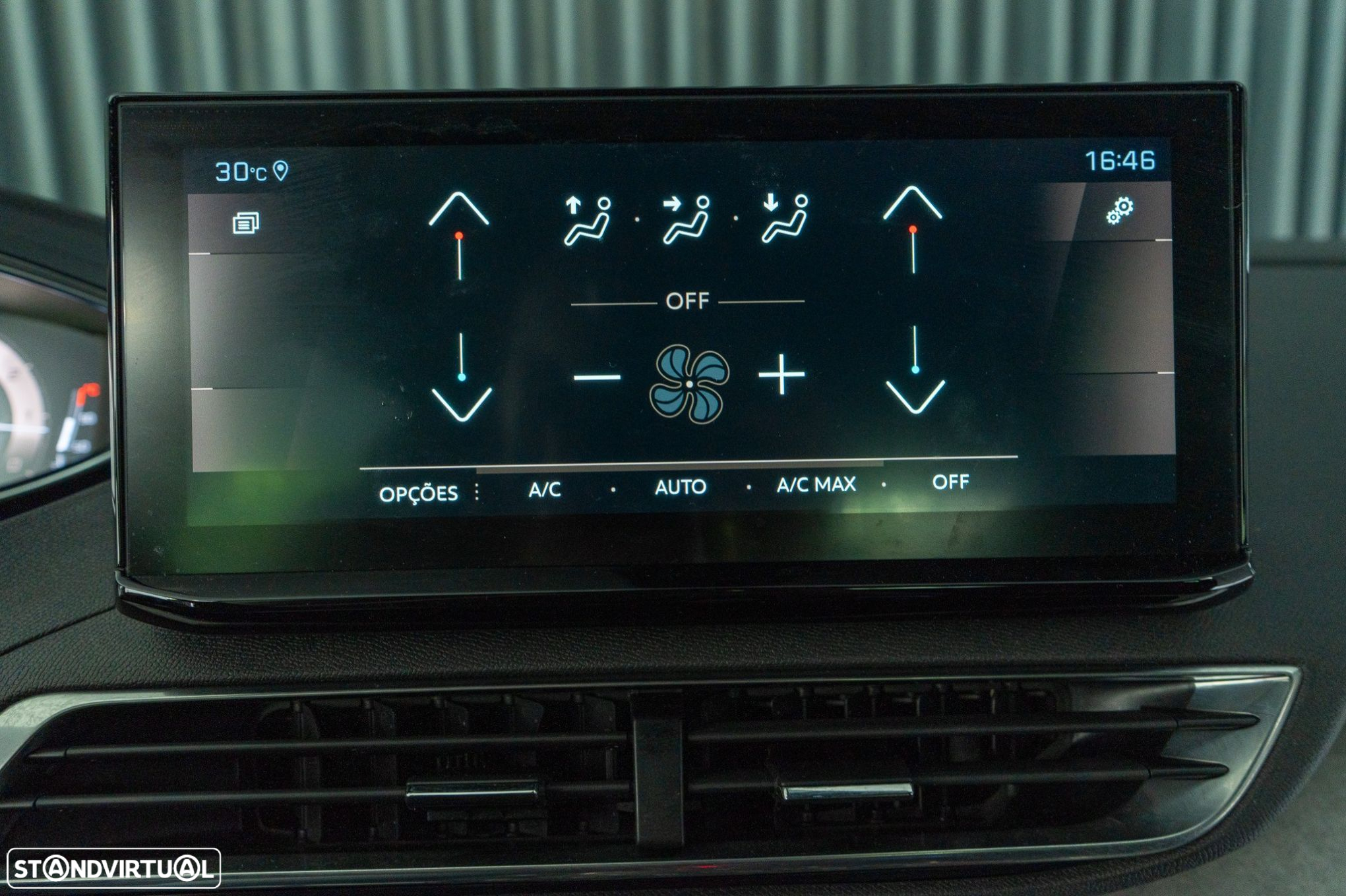 Peugeot 3008 1.2 PureTech GT Pack EAT8 - 23