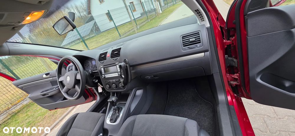 Volkswagen Golf 1.6 Automatik Comfortline - 24