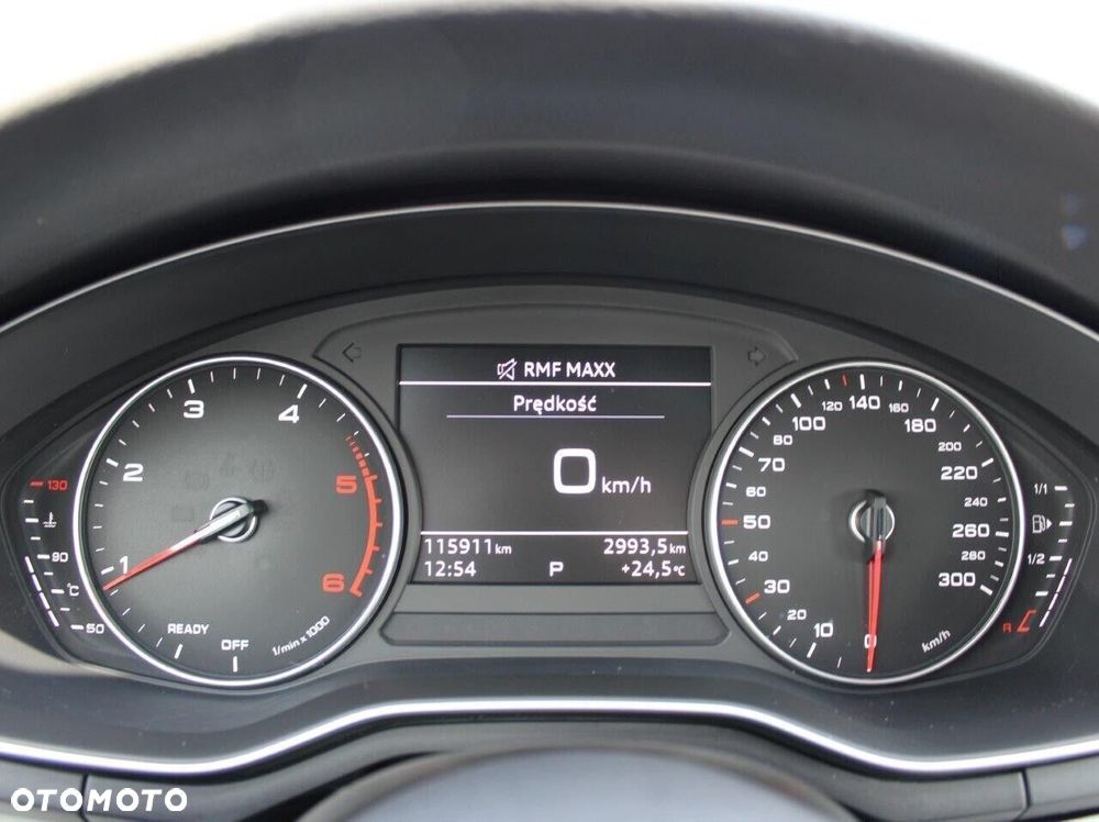 Audi A4 Limousine - 16