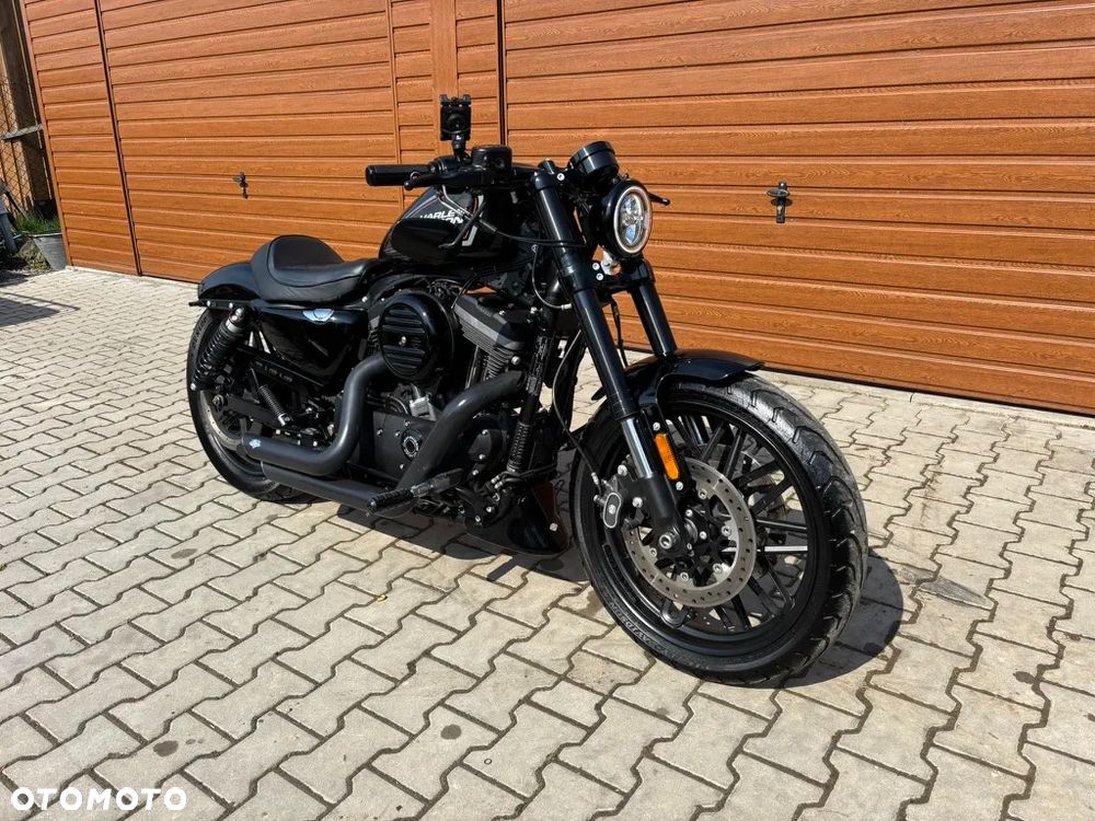 Harley-Davidson Sportster Roadster 1200R - 1