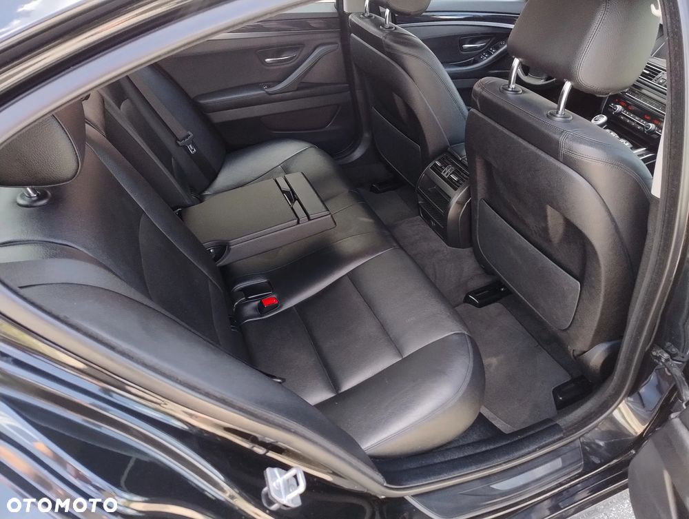 BMW Seria 5 518d - 18