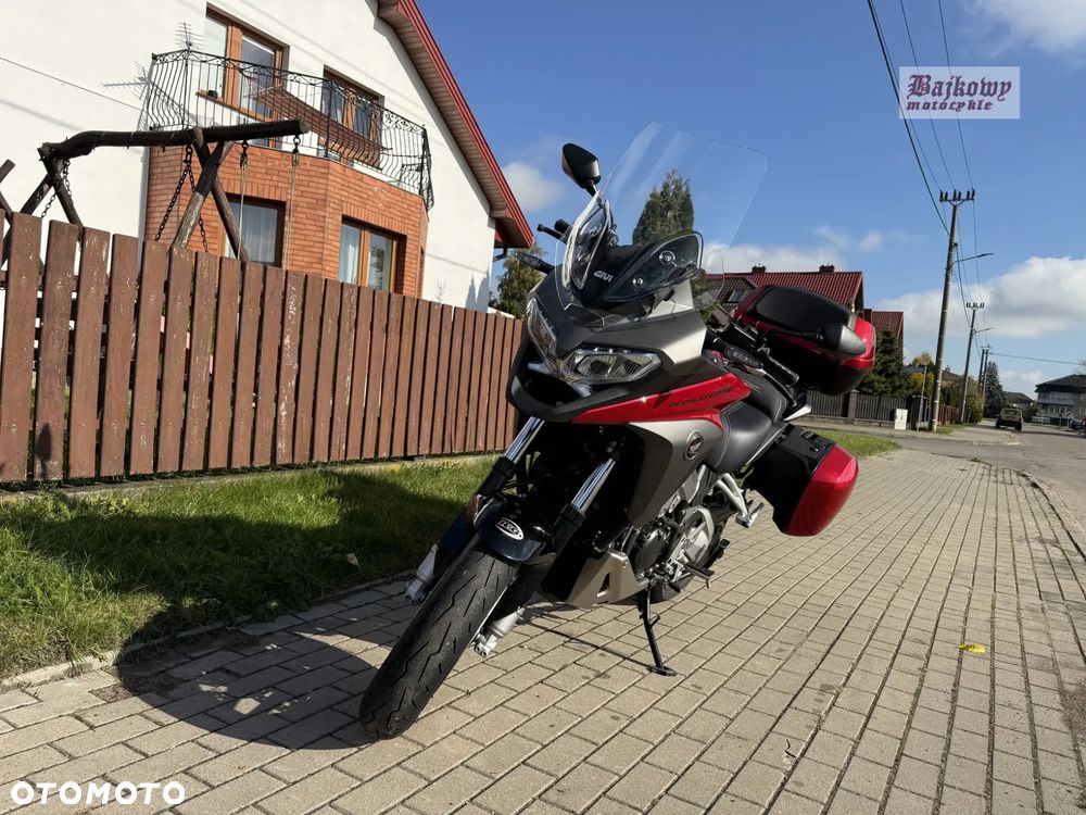 Honda VFR - 17