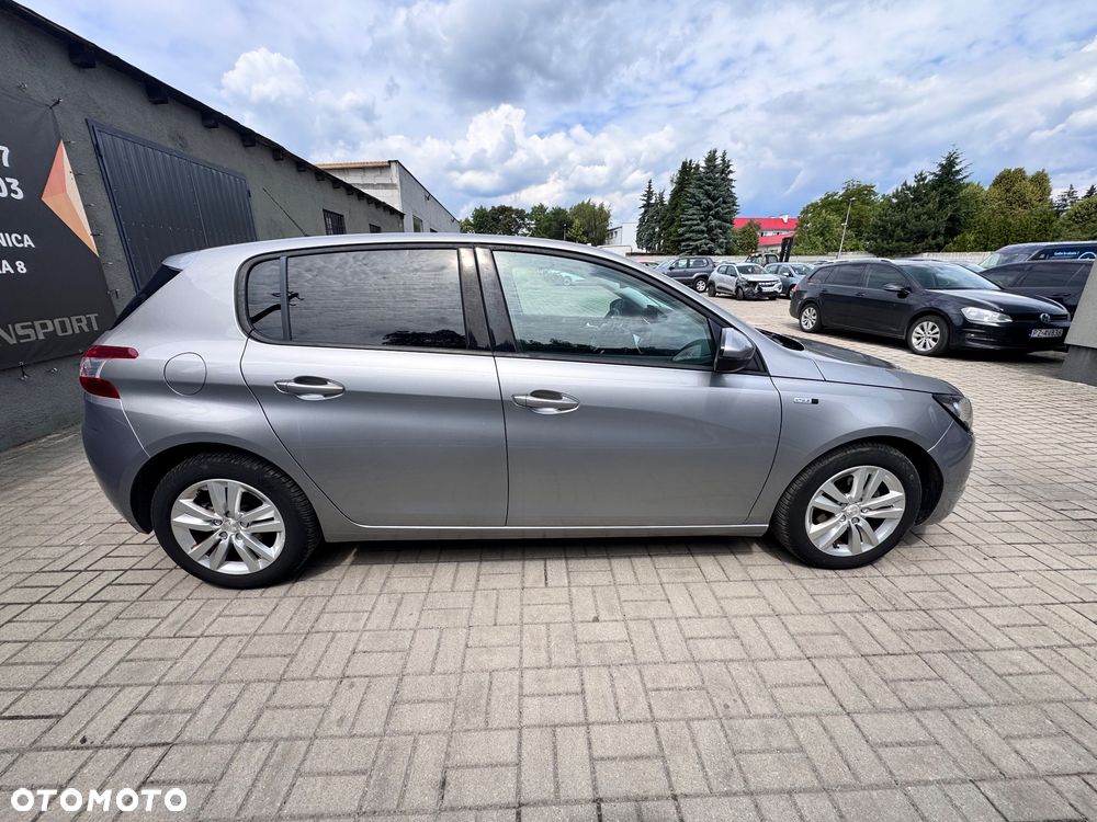 Peugeot 308 - 6