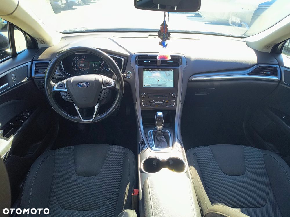 Ford Mondeo - 17