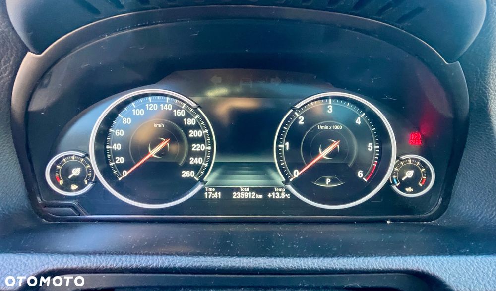 BMW 5GT 535d xDrive Modern Line - 12