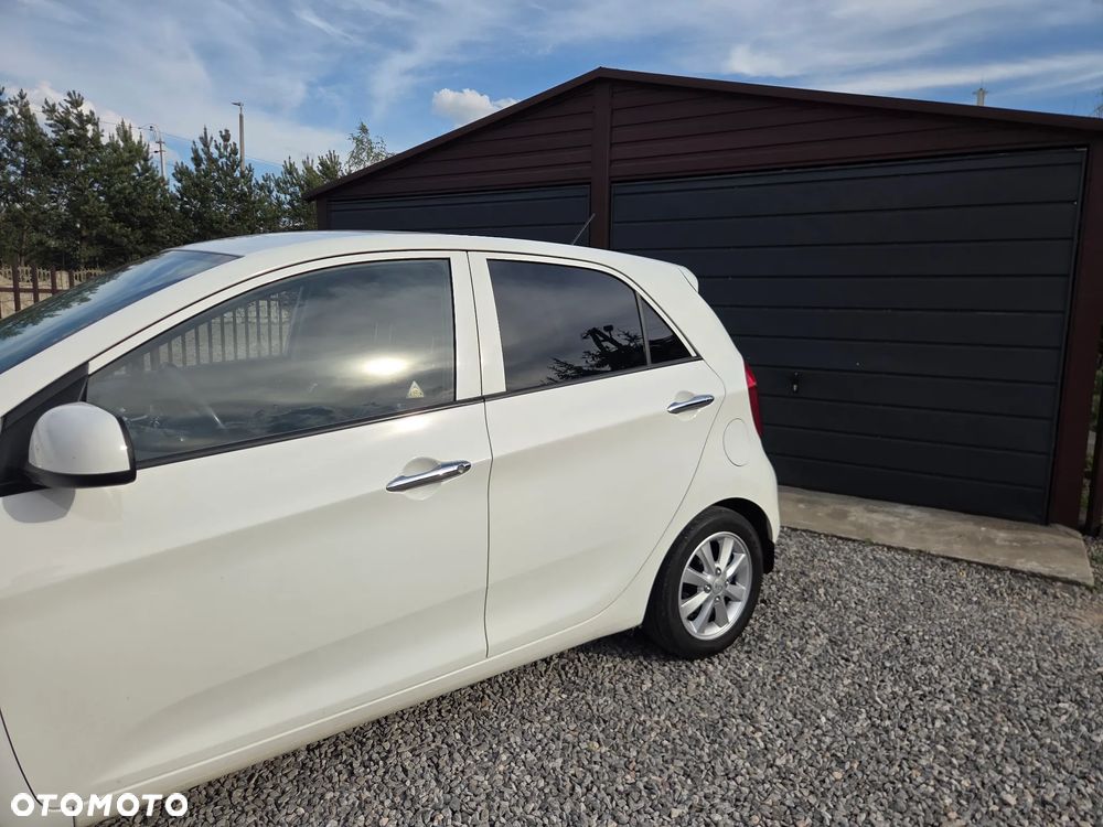 Kia Picanto 1.2 Dream Team Edition - 2