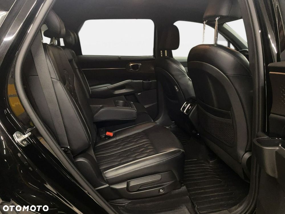 Kia Sorento - 16
