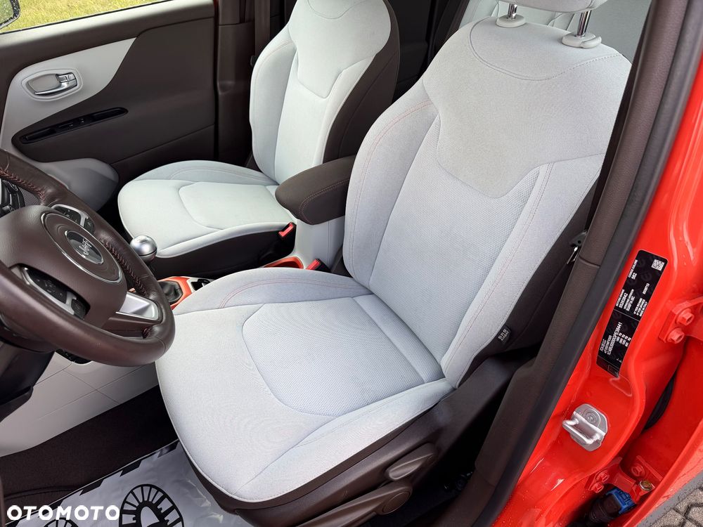 Jeep Renegade - 17
