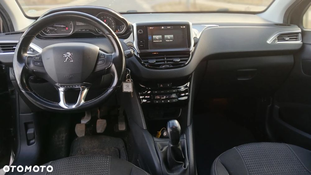 Peugeot 208 Blue-HDi 100 Stop&Start Allure - 21