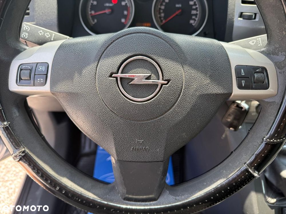 Opel Zafira 1.6 - 23