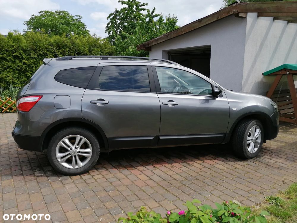 Nissan Qashqai+2 - 2