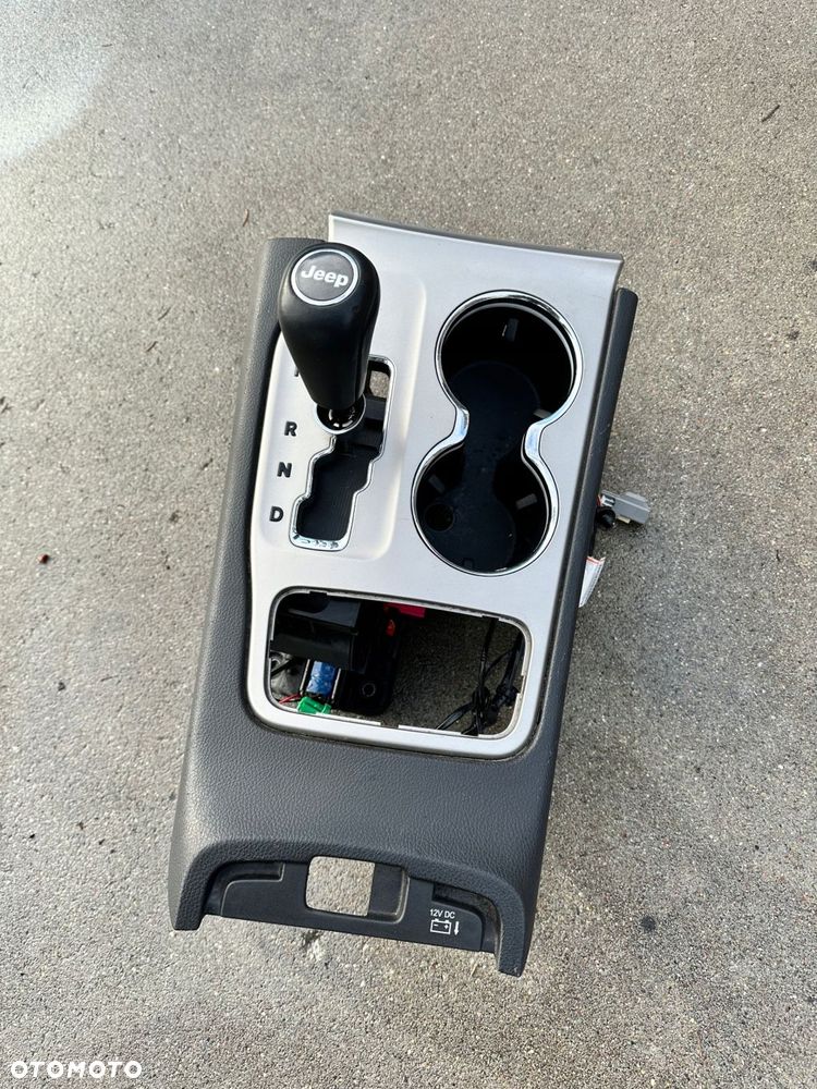 Wybierak Zmiany Biegów Jeep Grand Cherokee WK2 2011- P52124792AB - 1