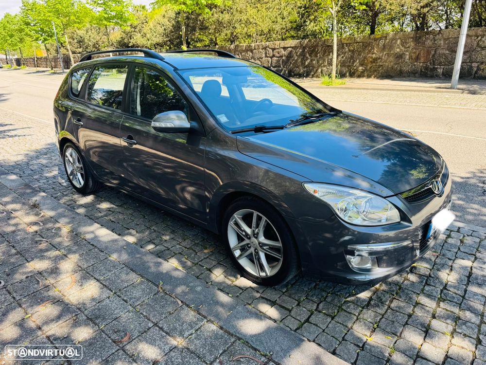 Hyundai i30 1.6 CRDI Blue Comfort - 2