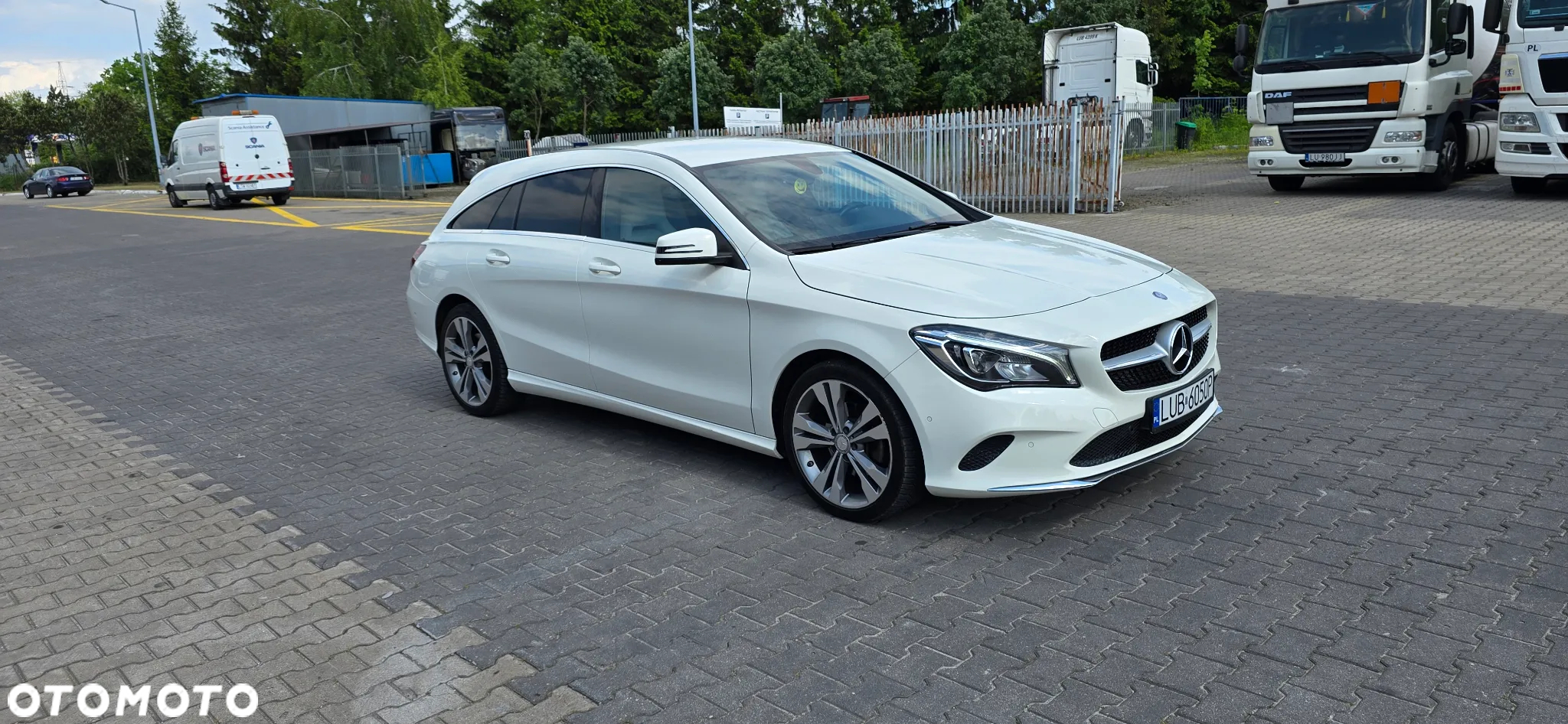 Mercedes-Benz CLA 200 7G-DCT Urban - 20