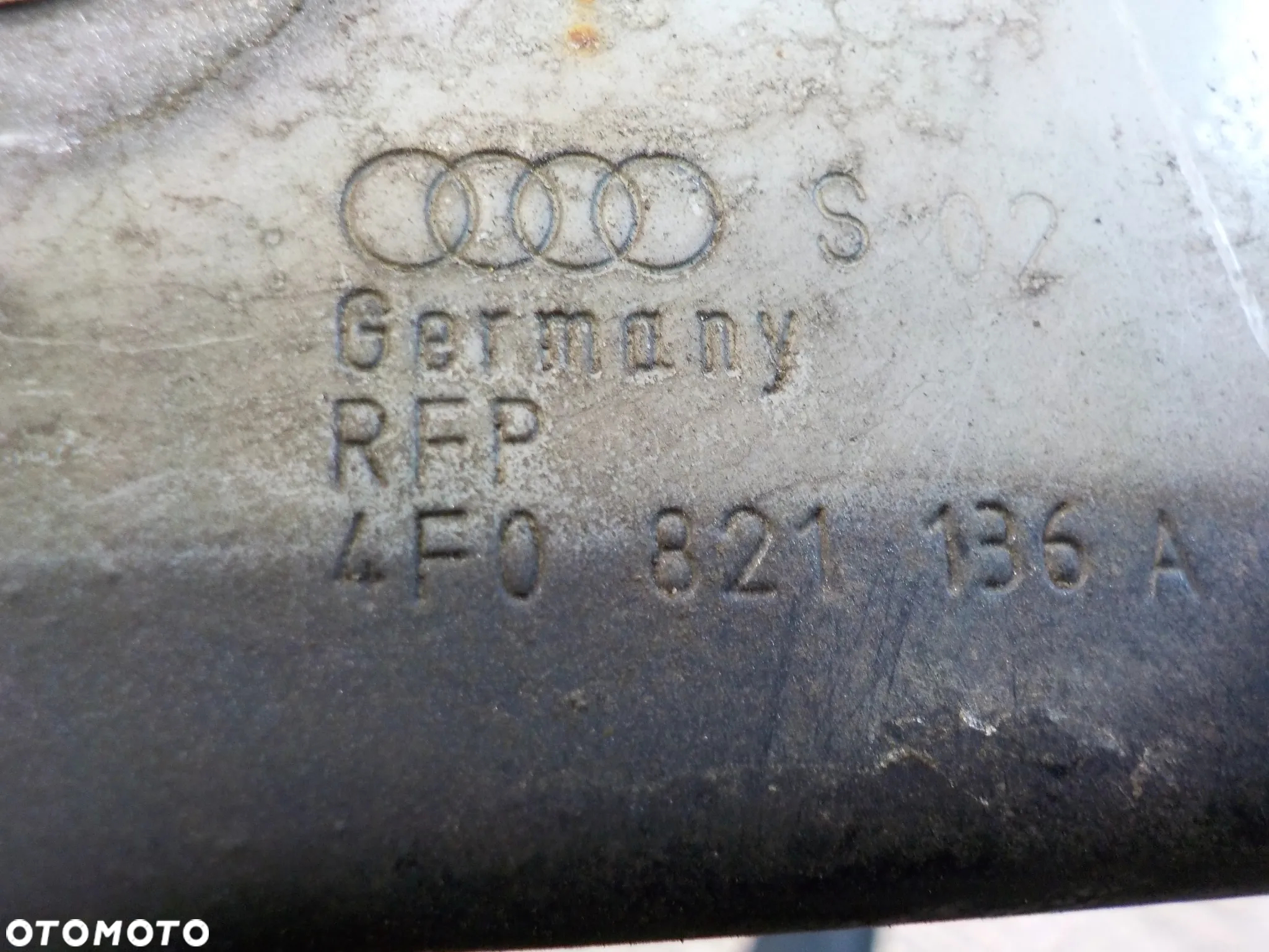 AUDI A6 C6 WSPORNIK MOCOWANIE BŁOTNIKA PRAWE PRZEDNIE 4F0821136A - 2