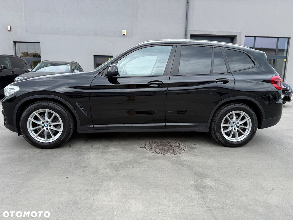 BMW X3 xDrive20i Advantage - 3
