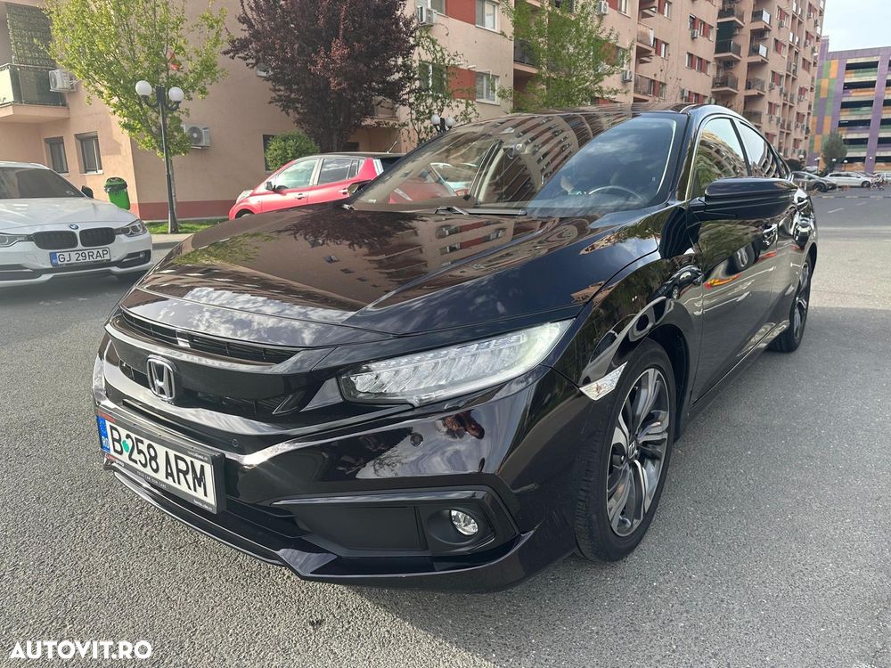 Honda Civic 1.5 VTEC Turbo CVT Executive - 4