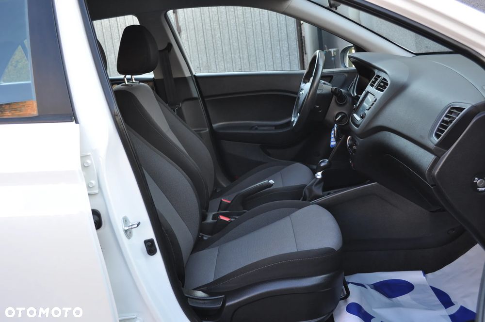 Hyundai i20 1.2 Select - 14