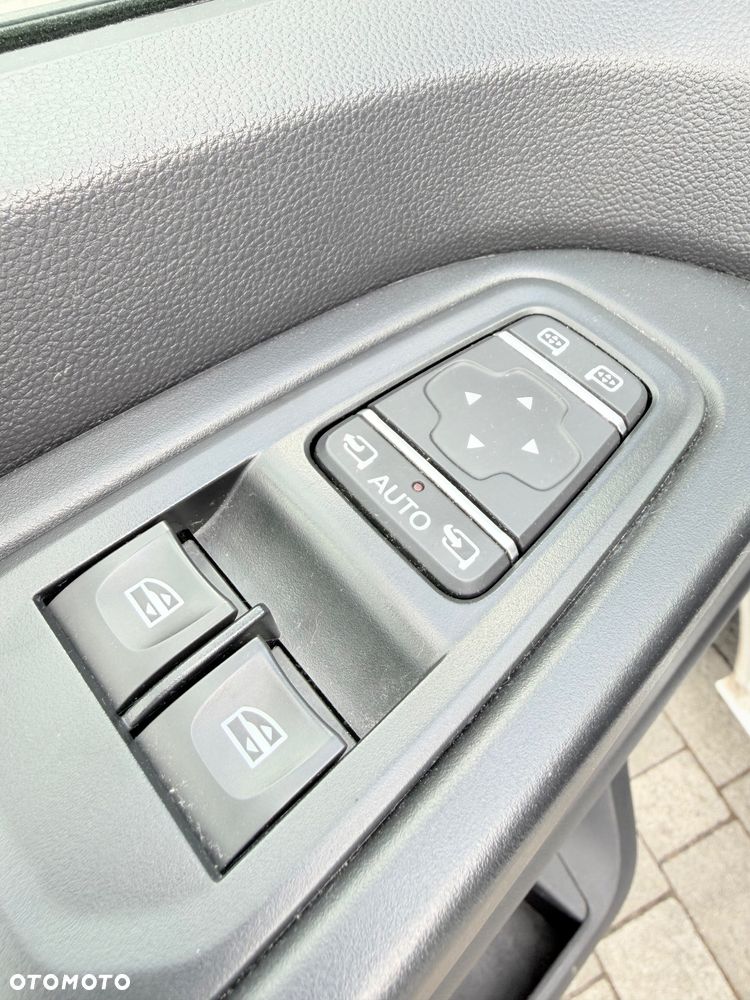 Renault Trafic - 26