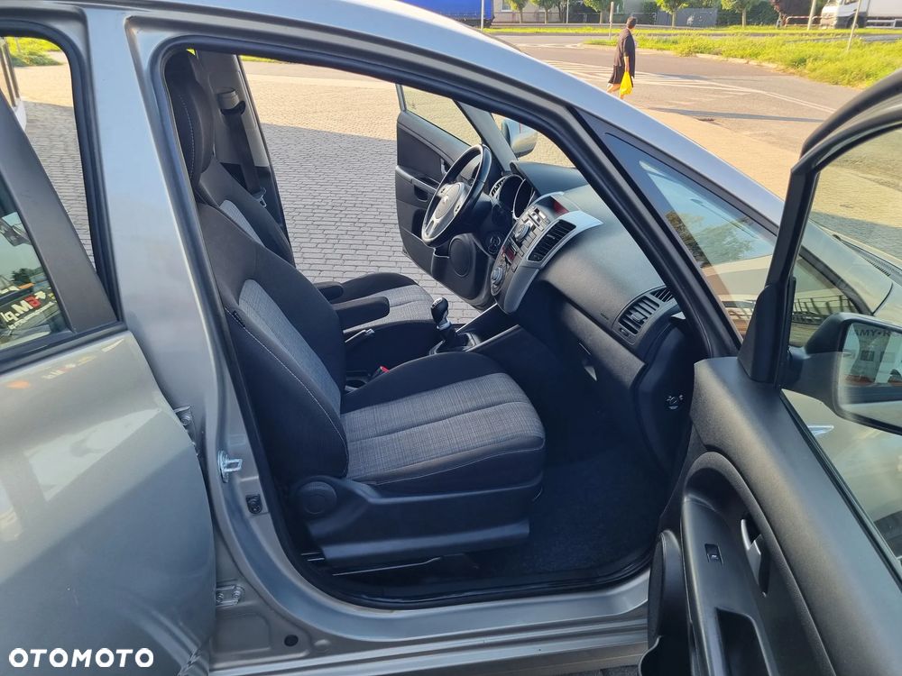 Kia Venga 1.4 CRDi 90 ISG Spirit - 9