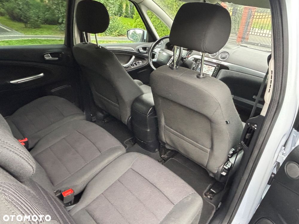 Ford S-Max 2.0 TDCi DPF Titanium X - 34
