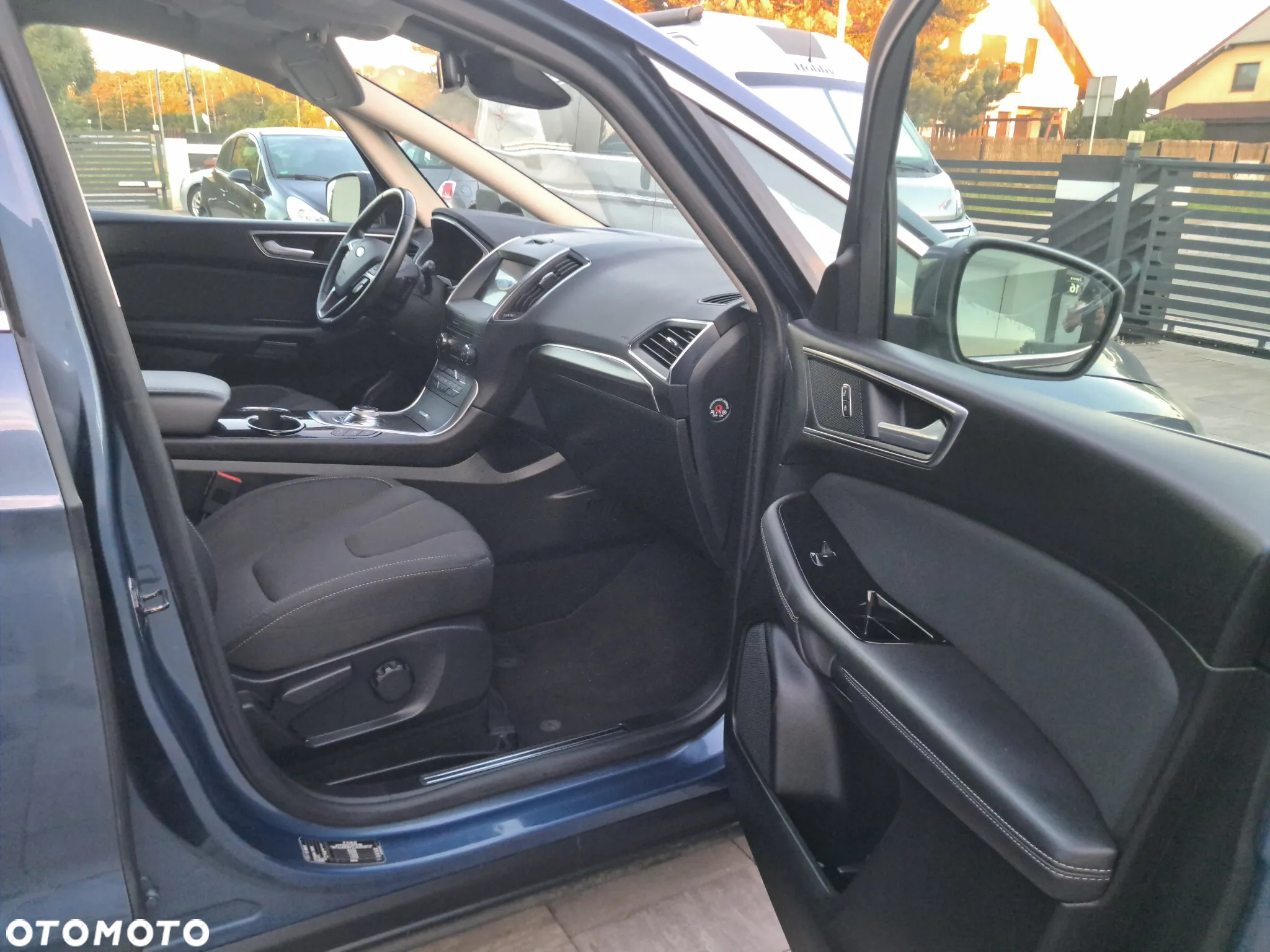 Ford S-Max - 18