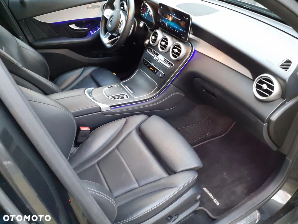 Mercedes-Benz GLC 200 4Matic 9G-TRONIC AMG Line - 22