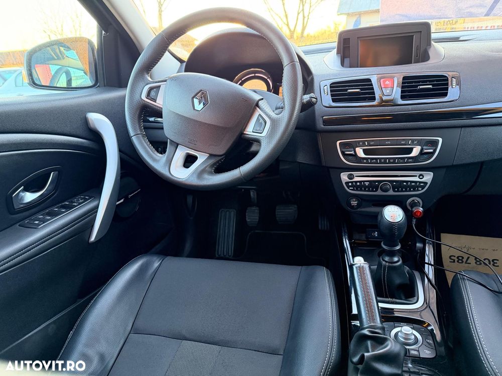 Renault Megane TCe 130 BOSE Edition - 10