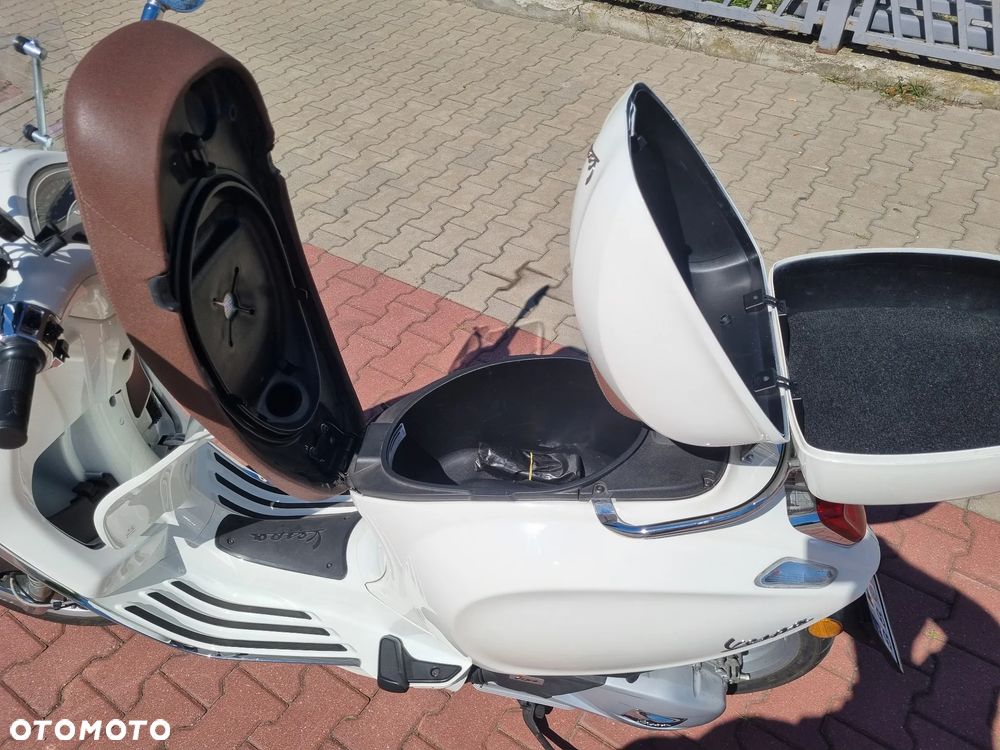 Vespa Primavera - 9