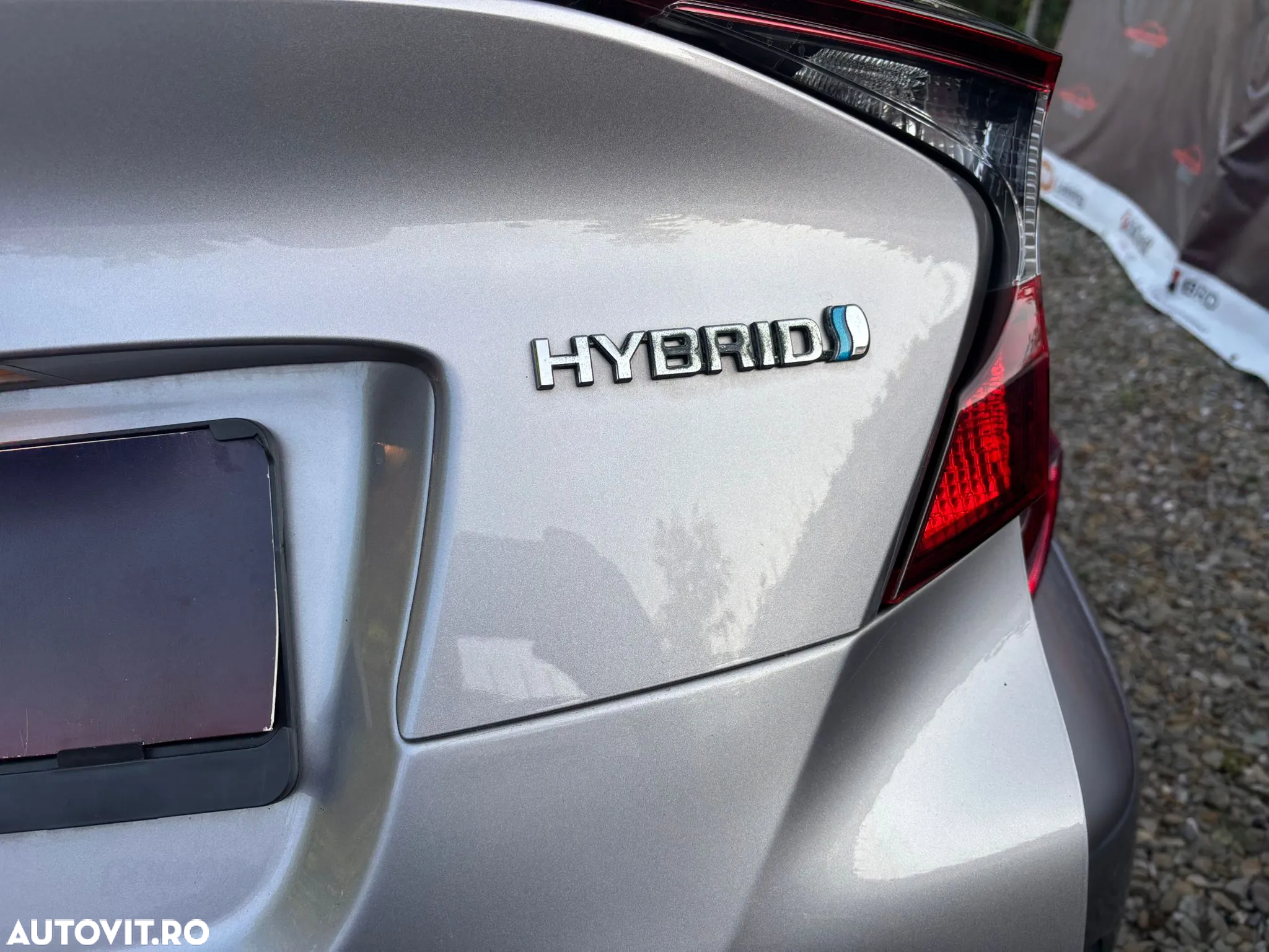 Toyota C-HR 1.8 HSD 122 CP 4x2 CVT Style - 29