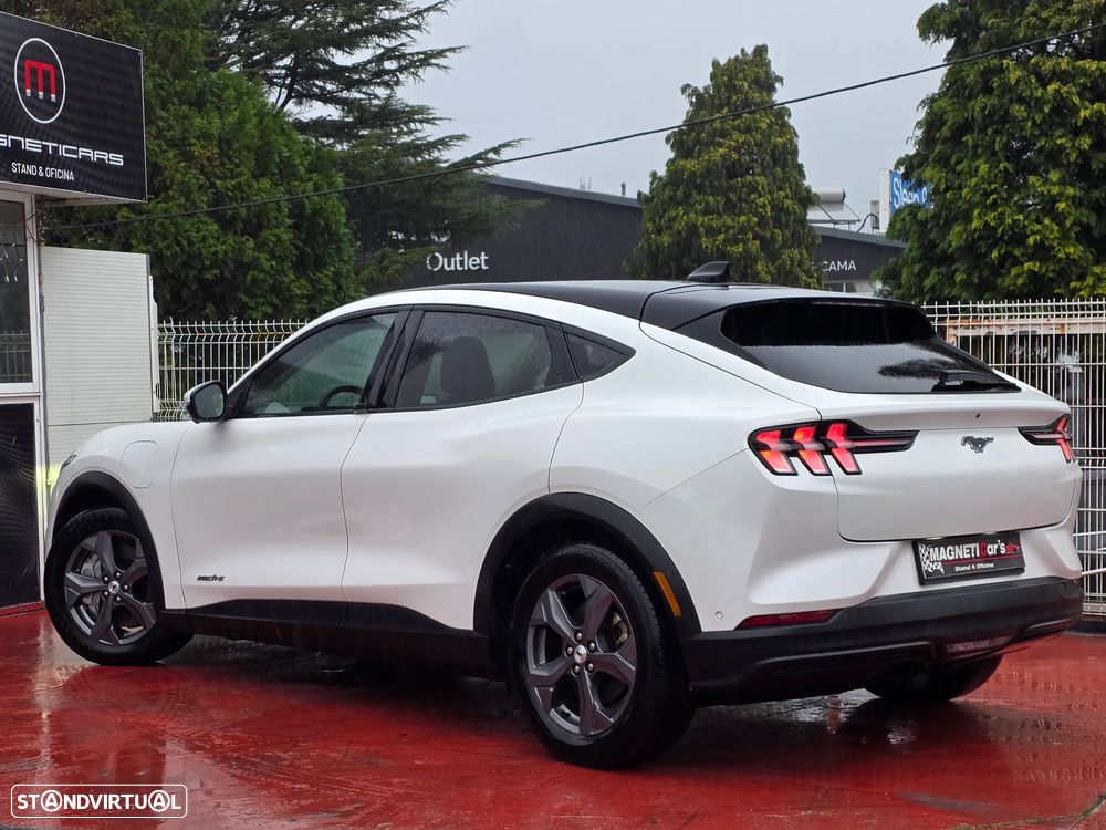 Ford Mustang Mach-E Standard - 9