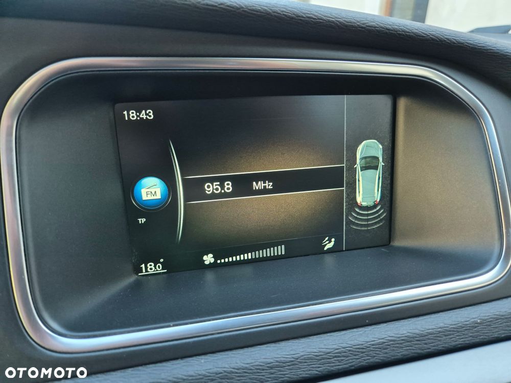 Volvo V40 Cross Country T3 Kinetic - 25