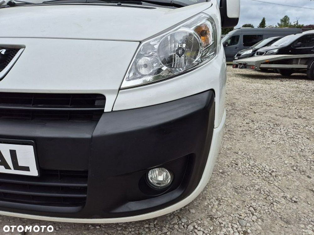 Peugeot Expert - 8