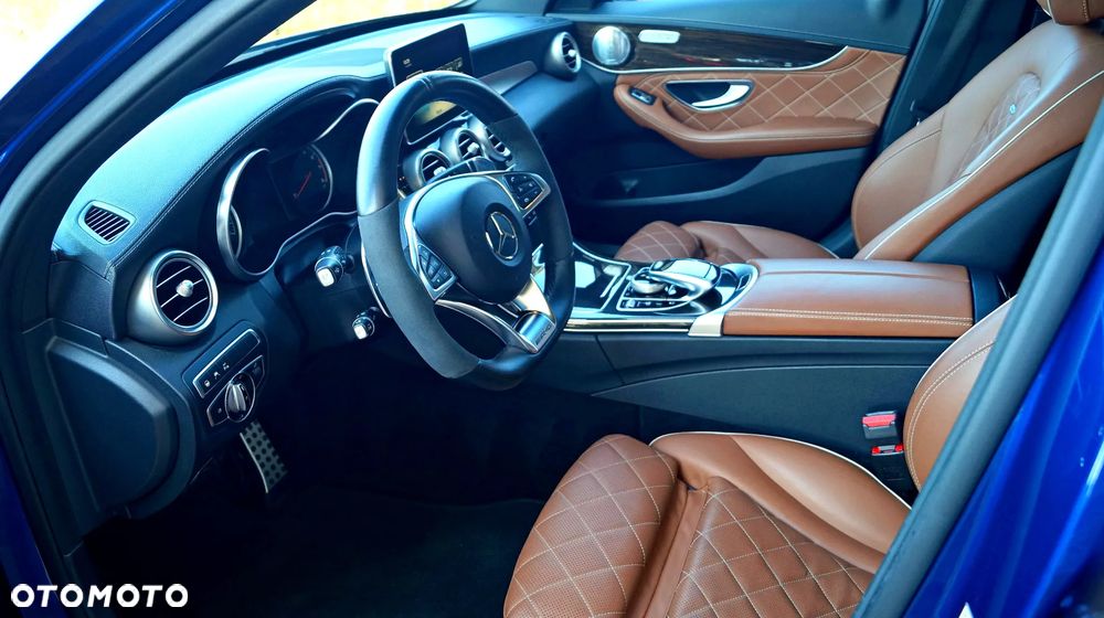 Mercedes-Benz Klasa C AMG 43 4Matic T 9G-TRONIC - 14