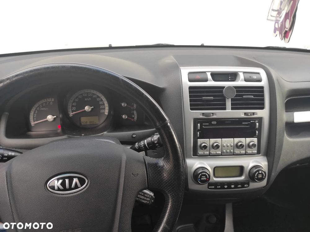 Kia Sportage - 10