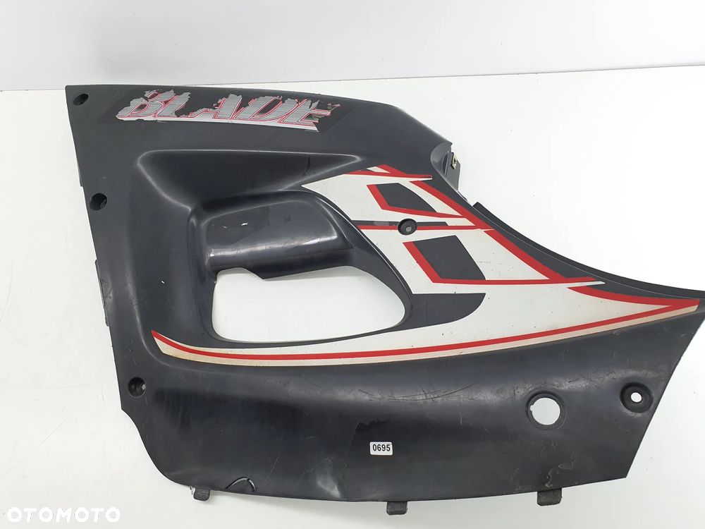BOCZEK LEWY OSLONA TGB BLADE 250 - 2