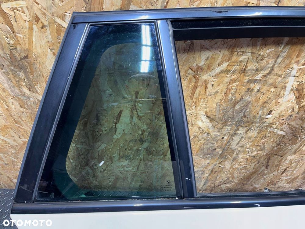 bmw 5 f10 f11 2015 tył strona prawa drzwi tylne a300 alpineweiss - 2