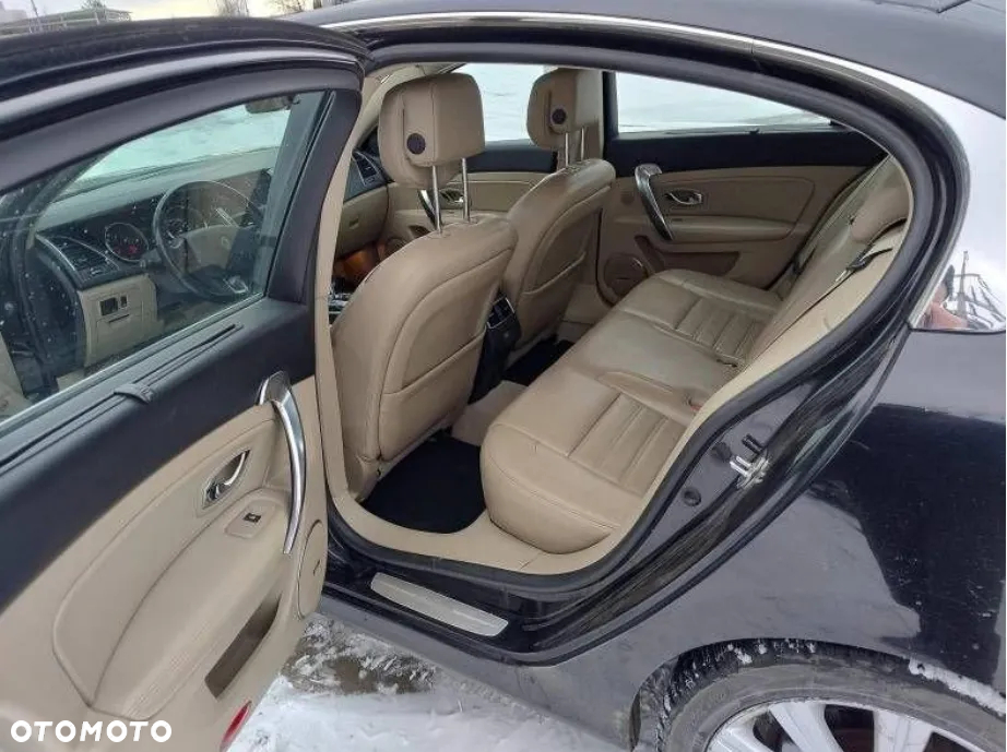 Renault Latitude - 11
