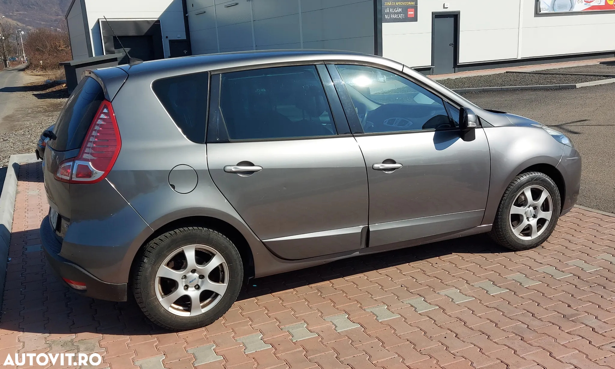 Renault Scenic - 4