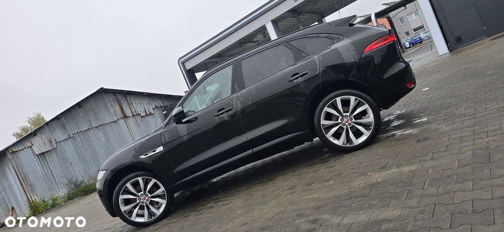 Jaguar F-Pace 20d AWD R-Sport - 13