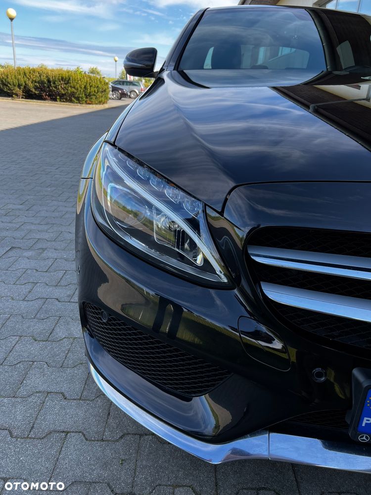 Mercedes-Benz Klasa C 200 4-Matic 9G-TRONIC - 11