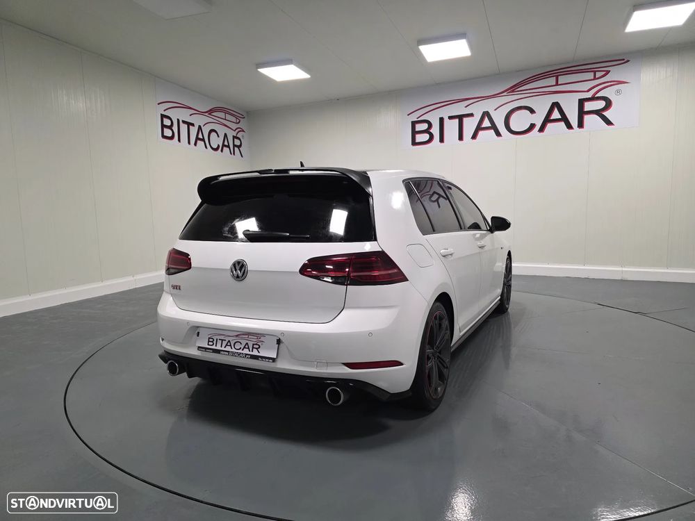VW Golf 2.0 TSI GTI DSG Performance - 26