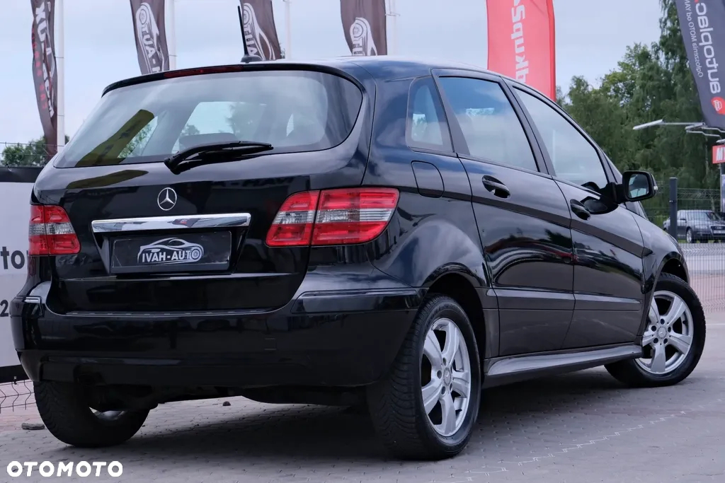 Mercedes-Benz Klasa B 180 BlueEffICIENCY - 12