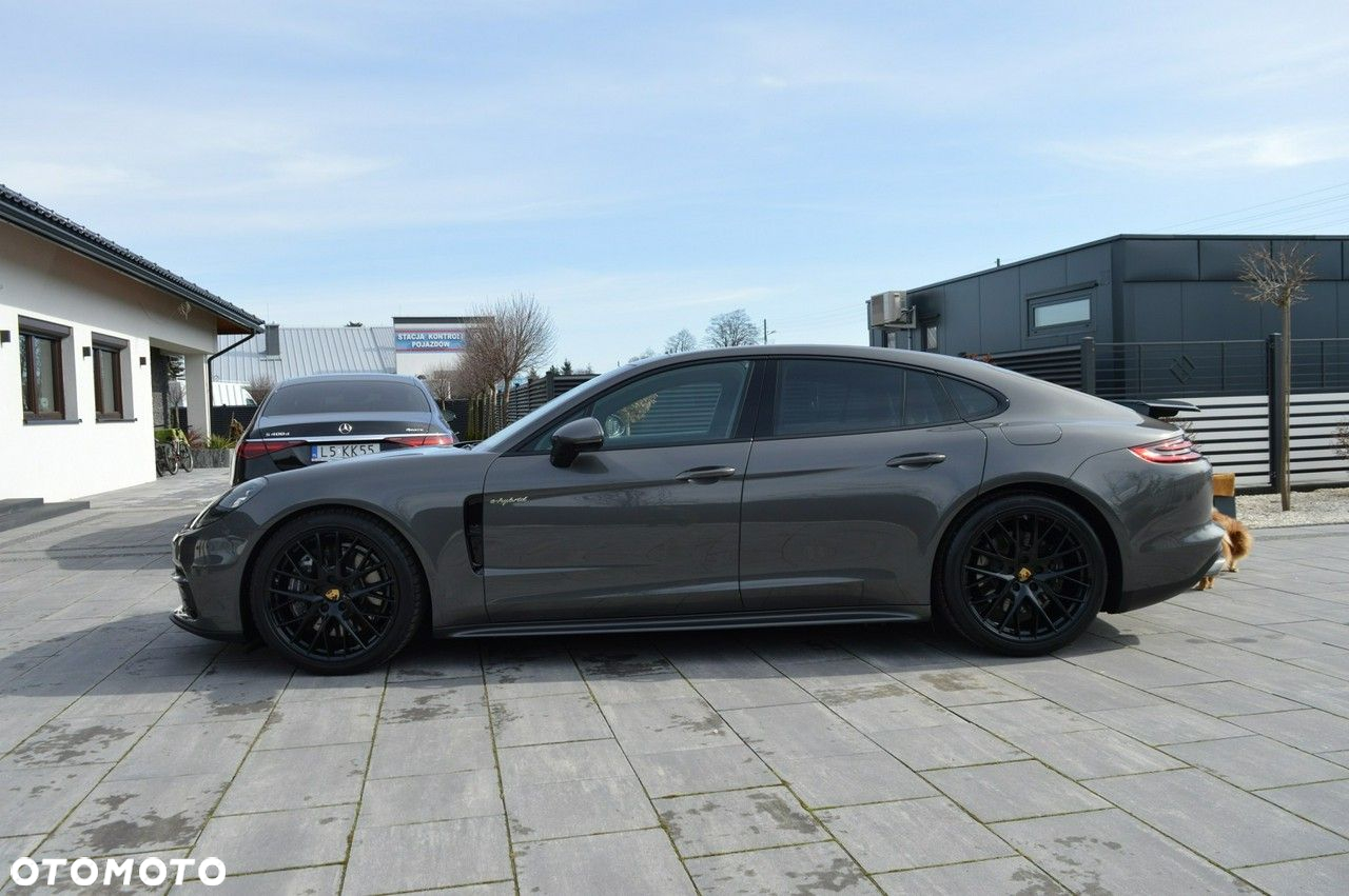 Porsche Panamera - 11