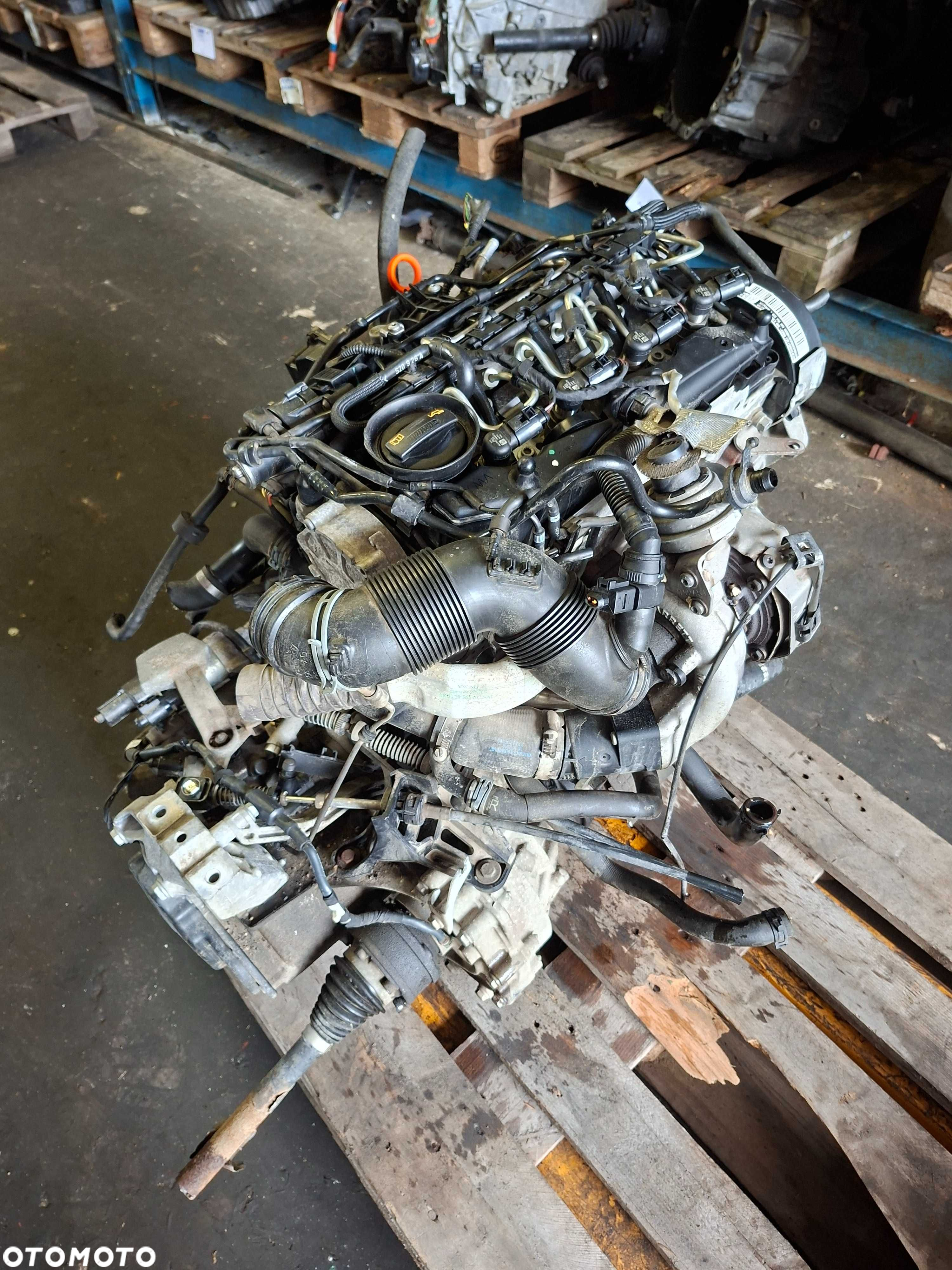 Silnik 1.6 CAY Termostat w bloku Vw Golf Passat Caddy kompletny - 3
