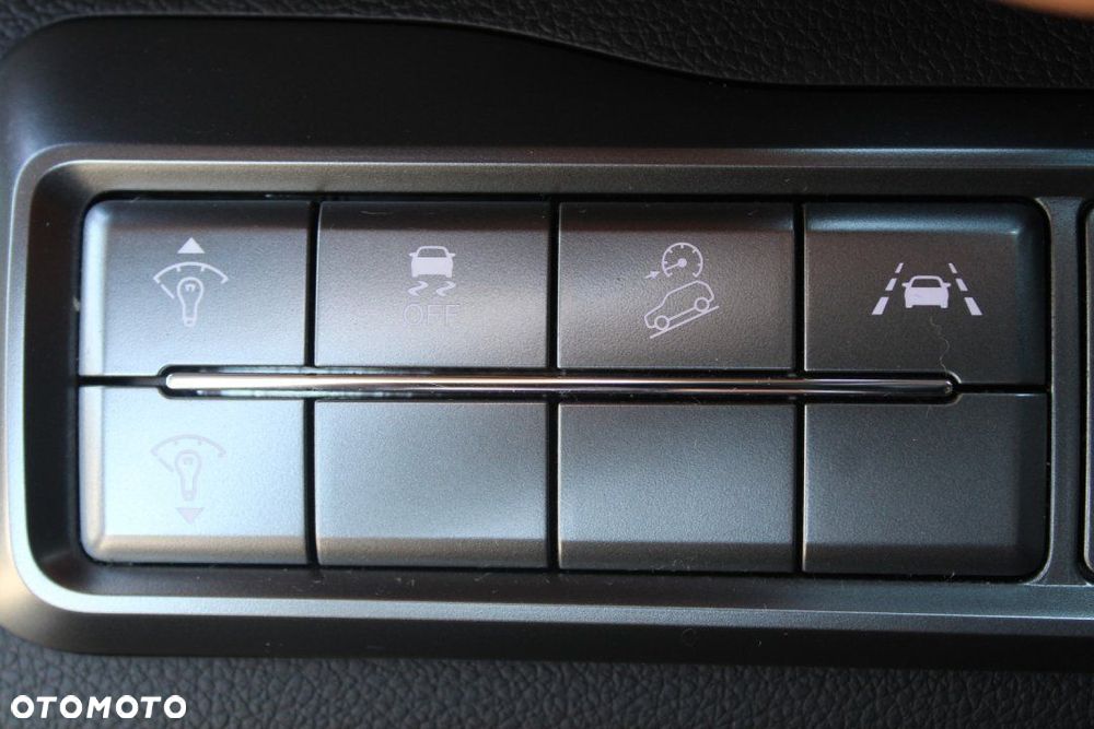 SsangYong/KGM Tivoli - 26